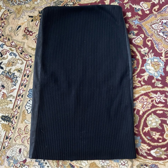 Theory Leather Ribbed combo Skirt - Picture 5 of 8